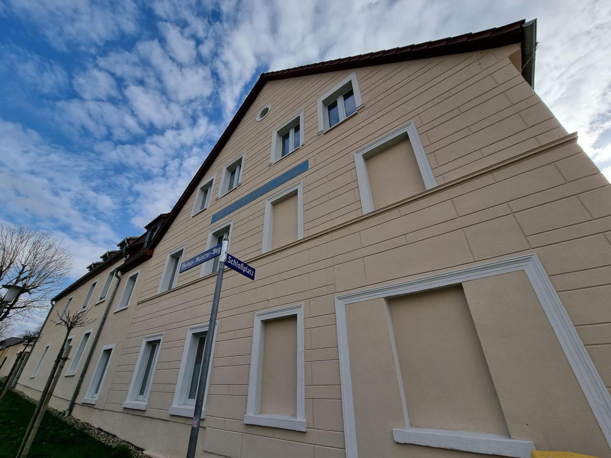 Hotel Burg Wanzleben ภายนอก รูปภาพ